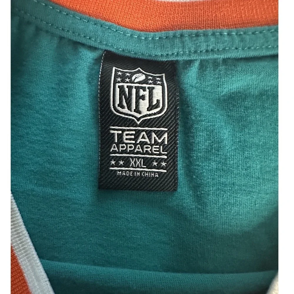 Retro Inspired NFL Team apparel‎ NFL Miami Dolphins T-Shirt Size XXL